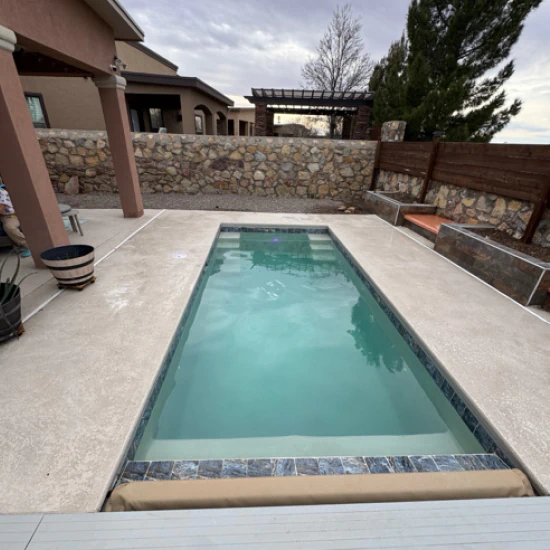 Blue diamond Poolz b