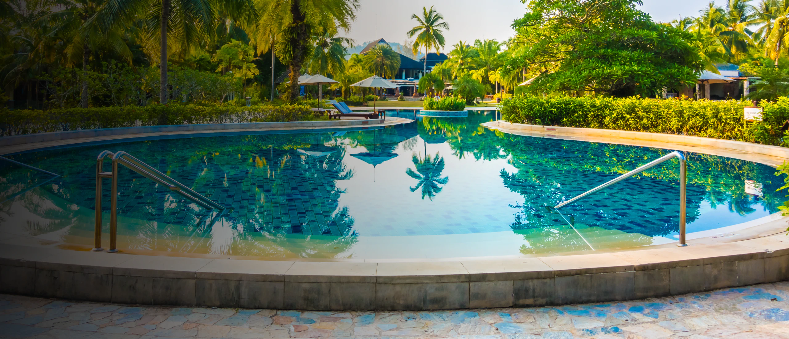 Blue diamond Poolz hero 1