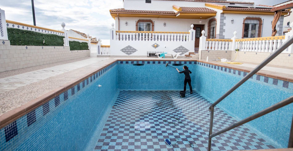 Pool Renovation Services (1) Pool Renovation Services (1)